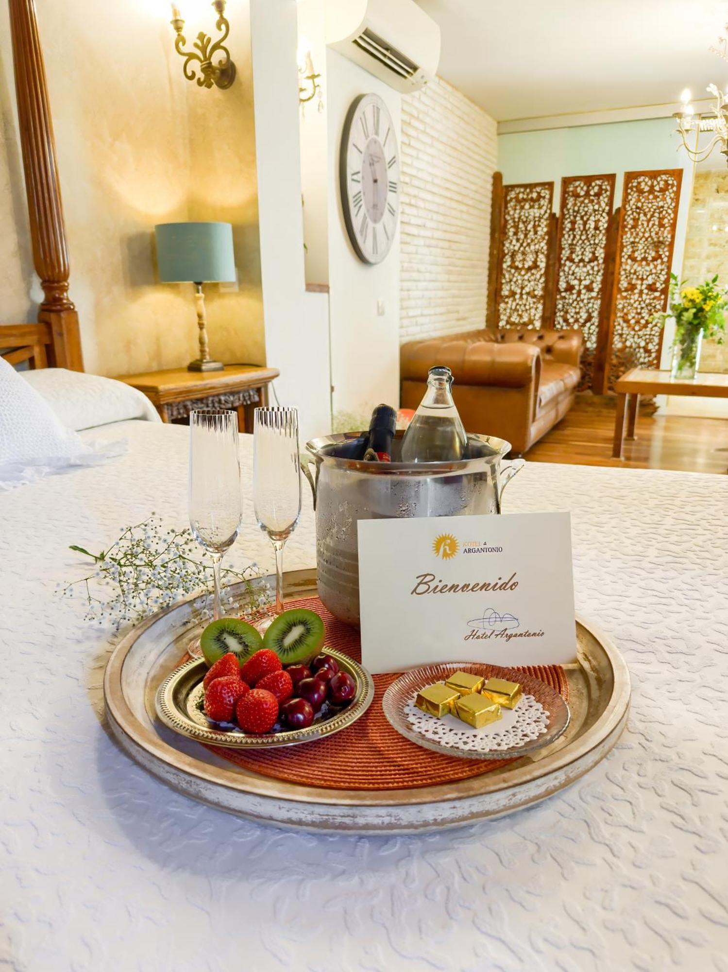 Hotel Argantonio كاديز المظهر الخارجي الصورة